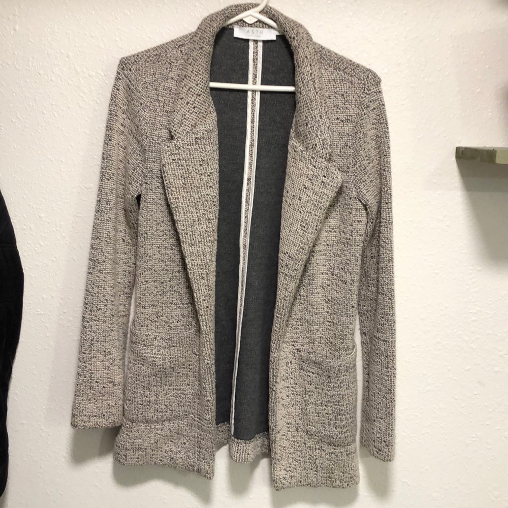 Astr Open Front Knit Blazer in Beige Heather